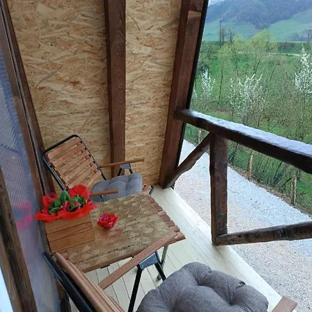 Camping Bosnian Pyramid Glamping *