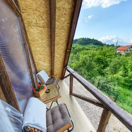 Camping Bosnian Pyramid Glamping