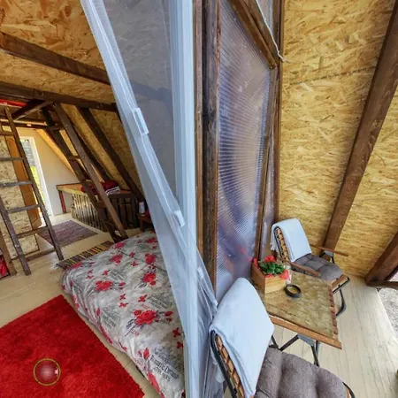 Bosnian Pyramid Glamping *