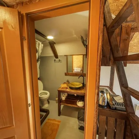 Bosnian Pyramid Glamping *