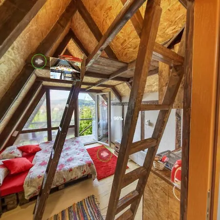 Camping Bosnian Pyramid Glamping *
