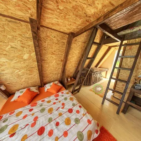 Camping Bosnian Pyramid Glamping *