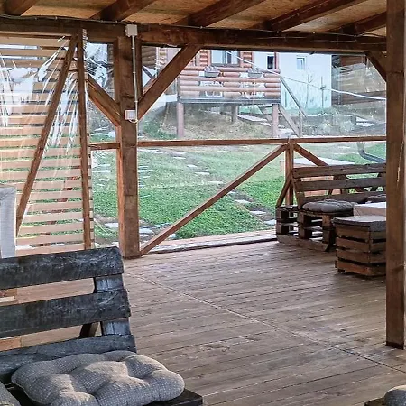 مكان تخييم Bosnian Pyramid Glamping *