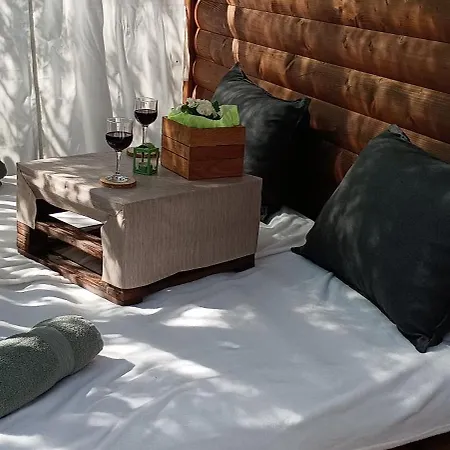 مكان تخييم Bosnian Pyramid Glamping *