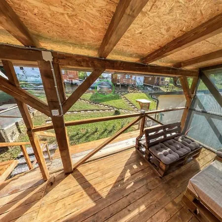 مكان تخييم Bosnian Pyramid Glamping