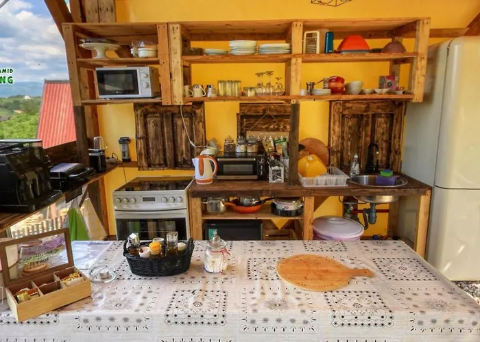 Bosnian Pyramid Glamping * Visoko