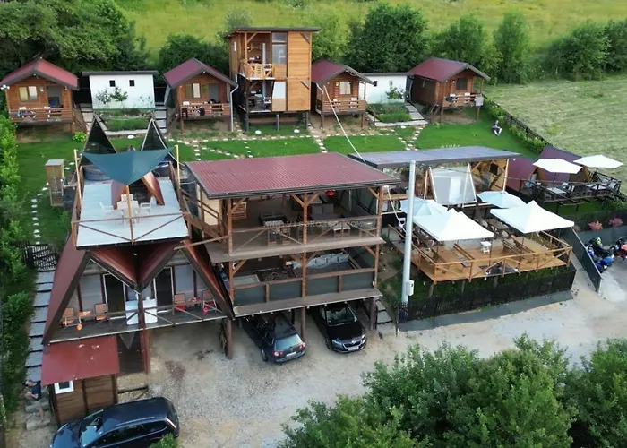 Bosnian Pyramid Glamping * Visoko